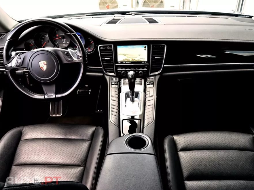 Porsche Panamera Platinum Edition