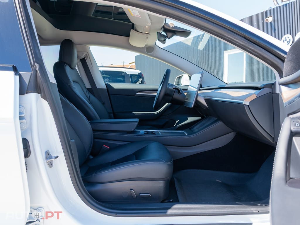 Tesla Model 3 Performance Dual Motor AWD