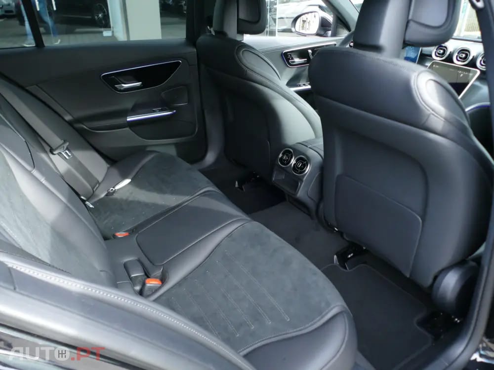 Mercedes-Benz C 300 e AMG Line