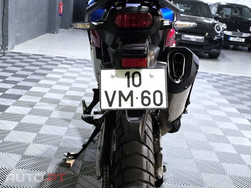 Honda Africa Twin CRF 1000 DCT Adventure Sports 30th Anniversary