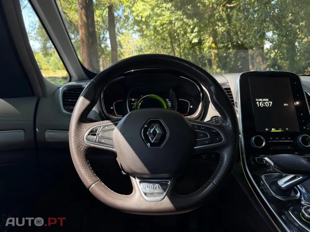 Renault Espace 1.6 dCi Initiale Paris EDC