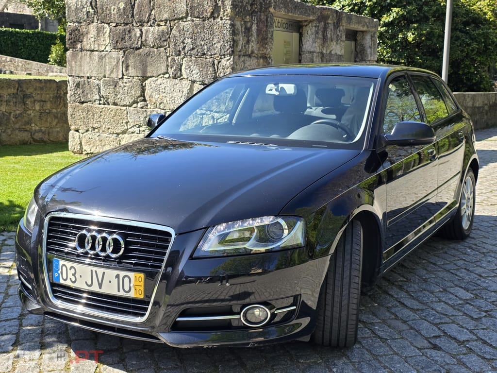 Audi A3 Sportback 2.0 TDI (clean diesel) Attraction