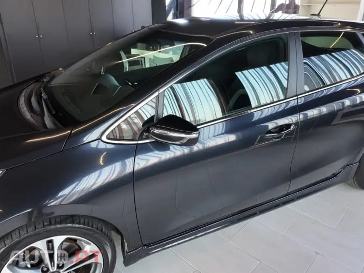 Kia Ceed 1.6 CRDi GT Line