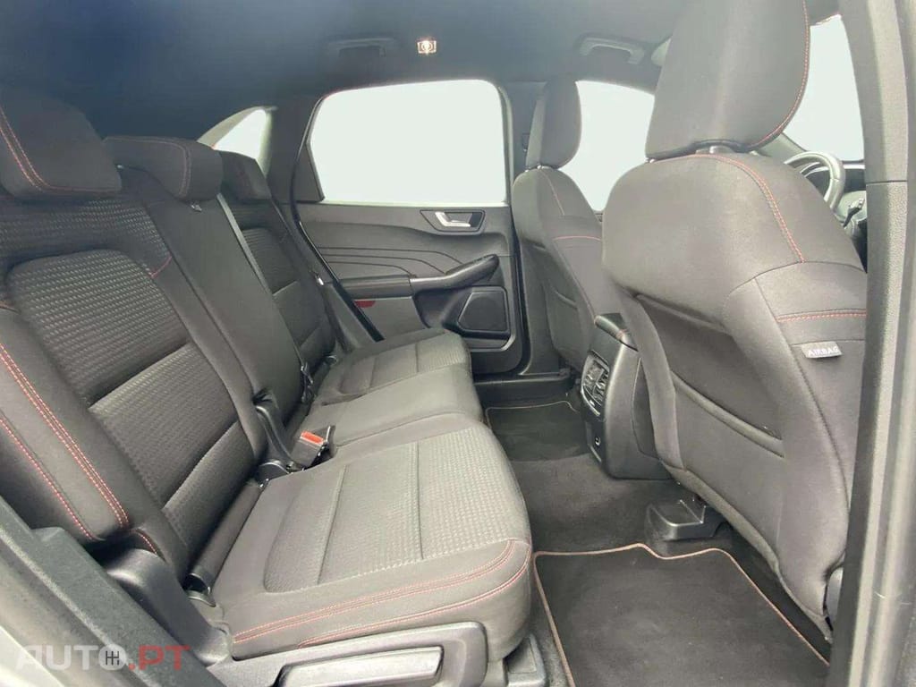 Ford Kuga 1.5 TDCi EcoBlue ST-Line