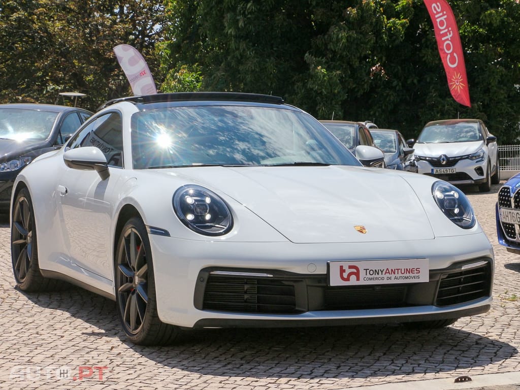 Porsche 992 Carrera PDK