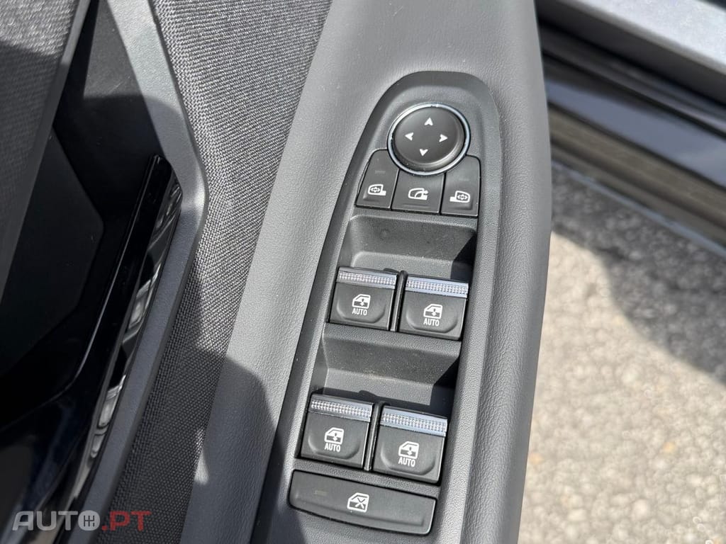 Nissan Micra 52 kWh Advance Two Tone