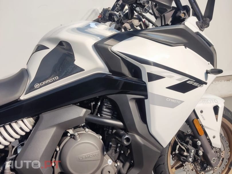 CF Moto 650MT GT