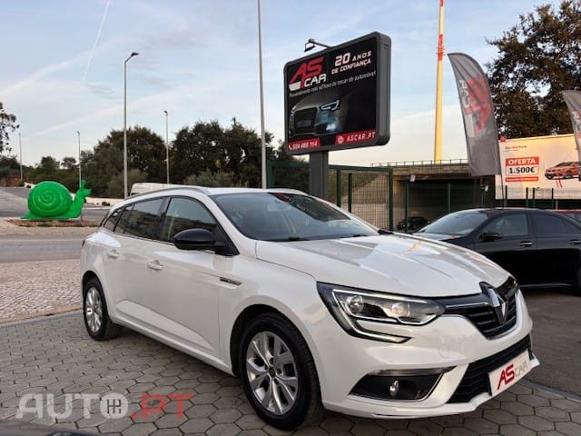 Renault Mégane Sport Tourer 1.3 TCe Intens EDC