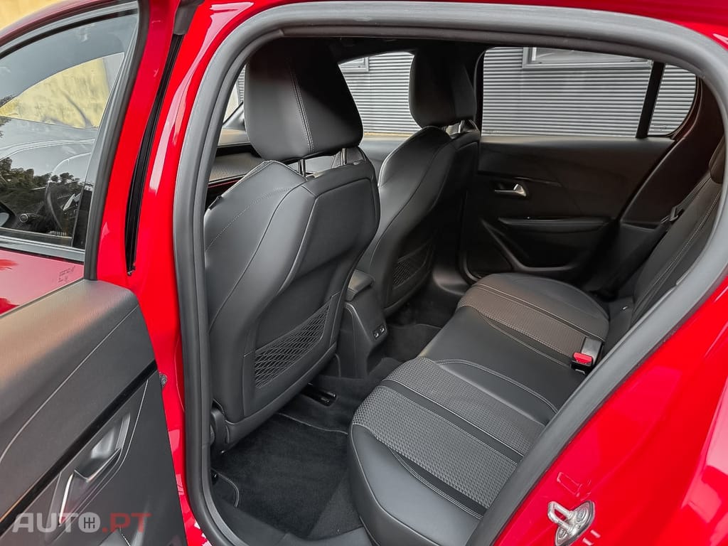Peugeot 208 1.2 PureTech GT Line
