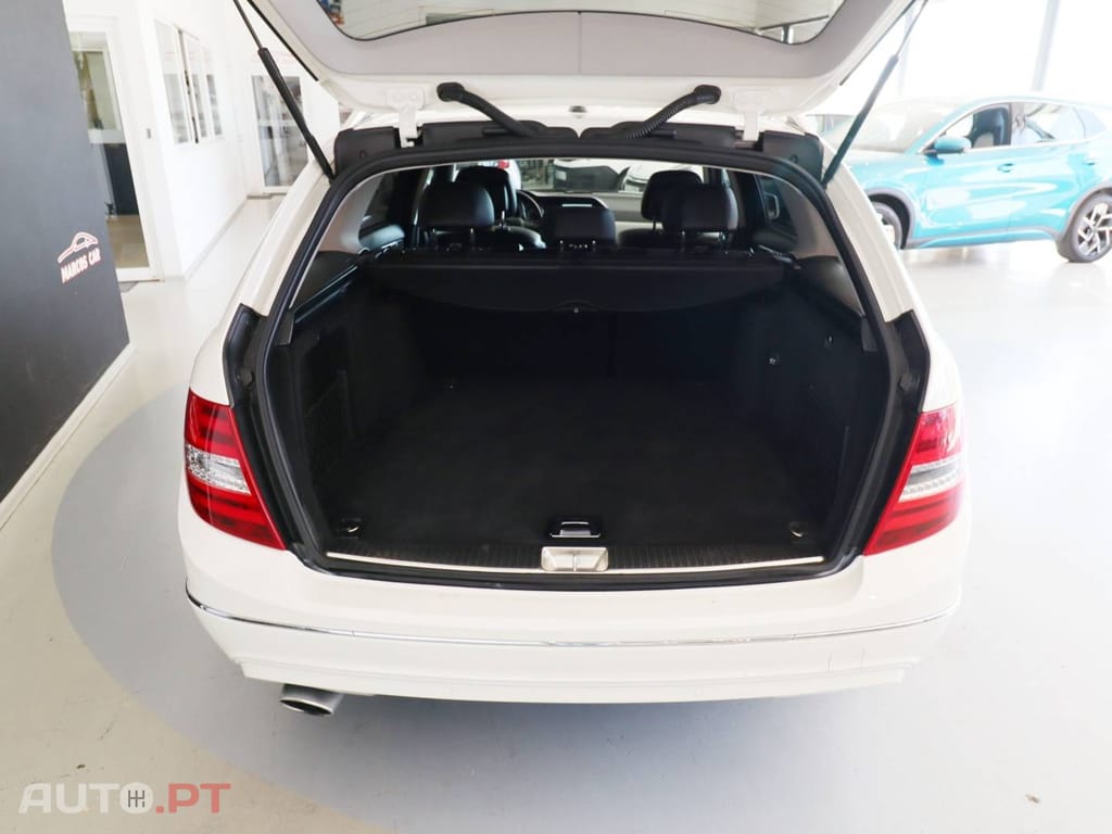 Mercedes-Benz C 220 CDi Avantgarde BlueEfficiency