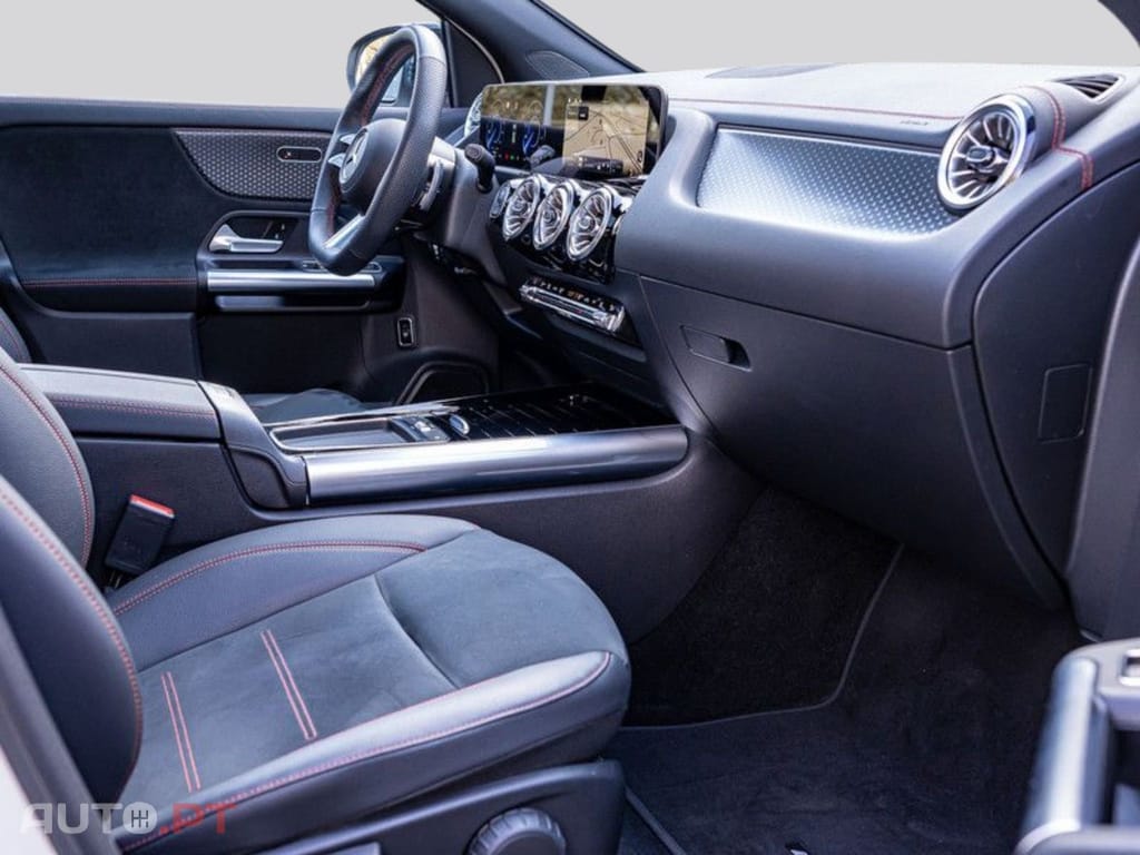 Mercedes-Benz EQA I.V.A DEDUTIVEL 350 4M AMG-Sport 