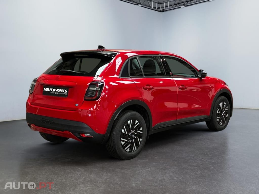 Fiat 600e 54 kWh RED