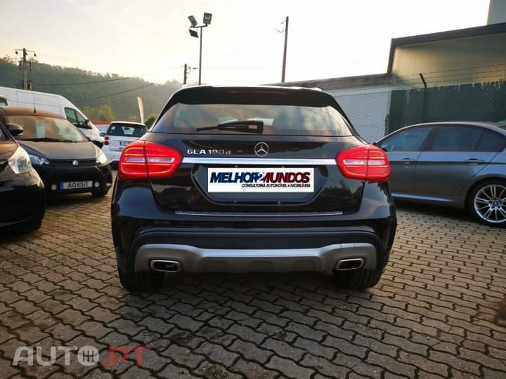Mercedes-Benz GLA 180 d AMG Line