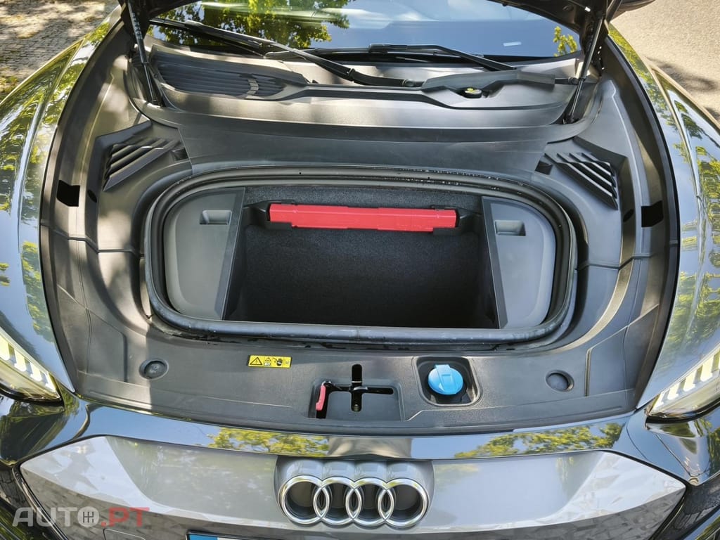 Audi E-Tron GT quattro