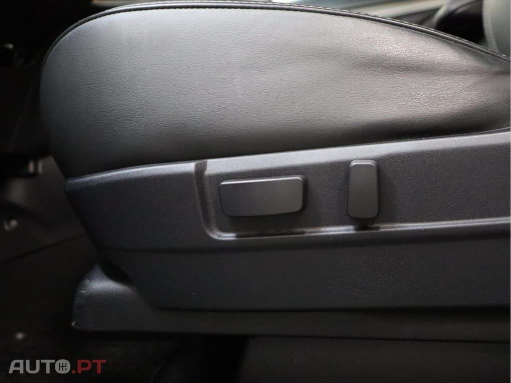 Mitsubishi Outlander 2.4 PHEV Instyle