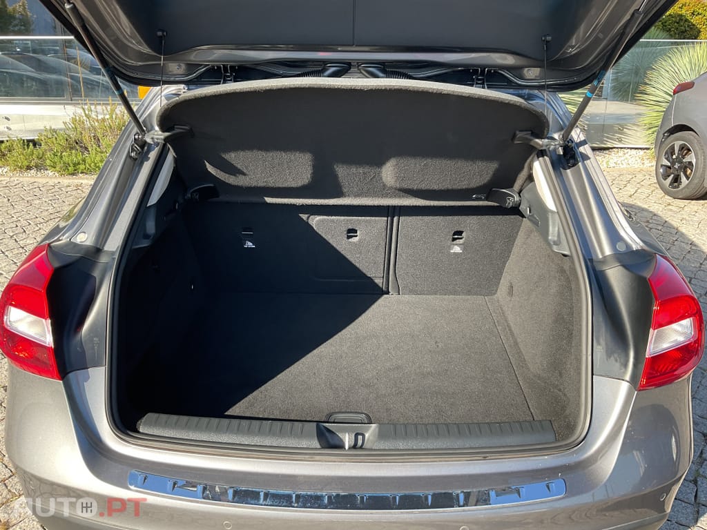 Mercedes-Benz GLA 180 d