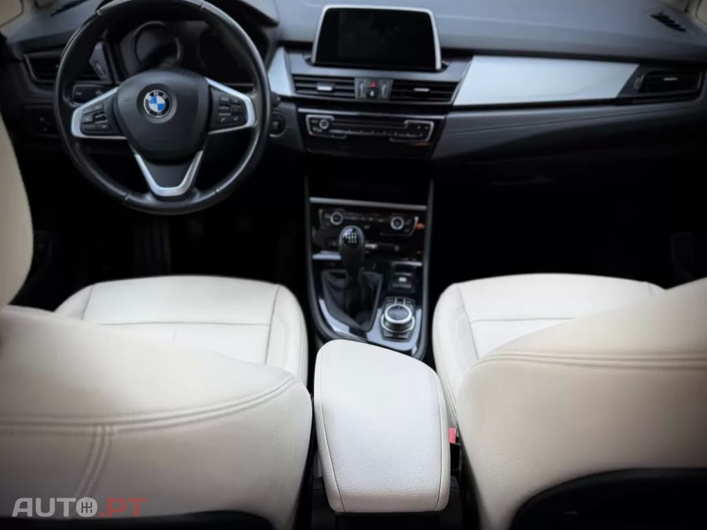 BMW 216 d 7L Line Luxury
