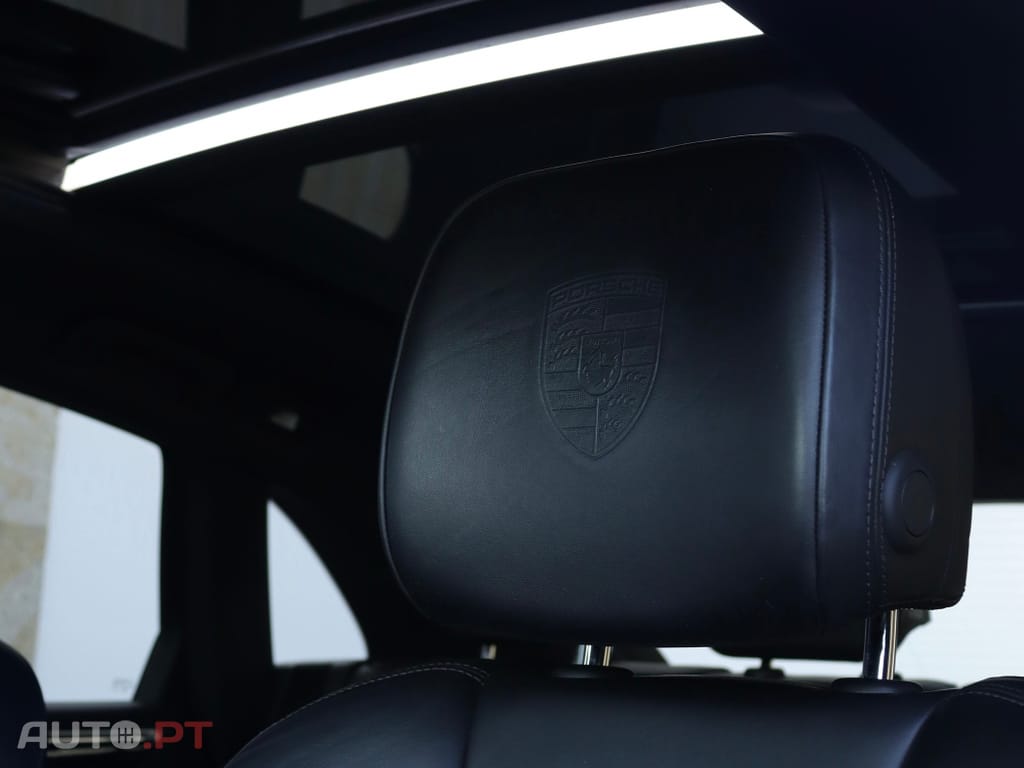 Porsche Macan S