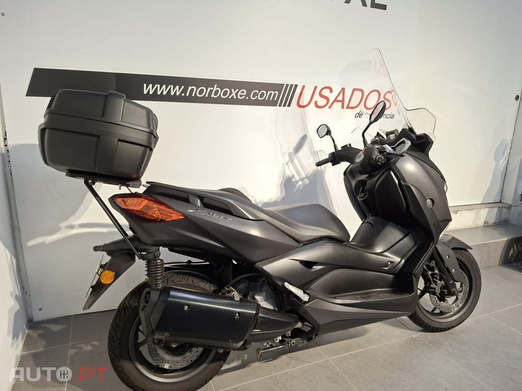 Yamaha X-Max 300
