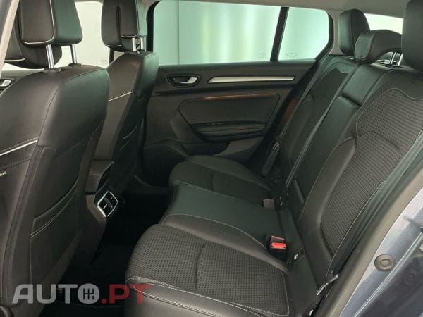 Renault Mégane ST 1.5 Blue dCi 115cv Bose Edition EDC