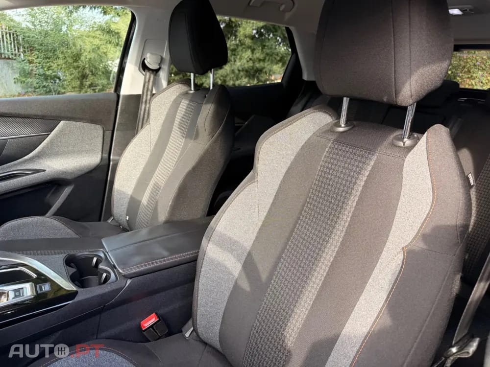 Peugeot 3008 1.6 BlueHDi Allure EAT6