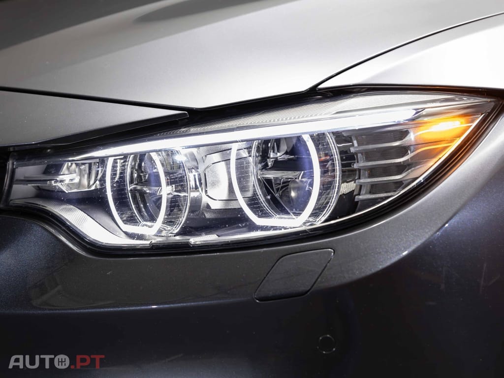 BMW M4 Auto