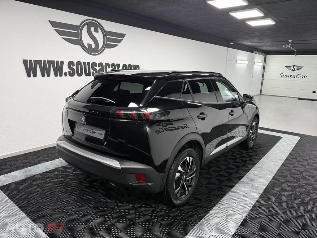 Peugeot 2008 PureTech 100 Allure