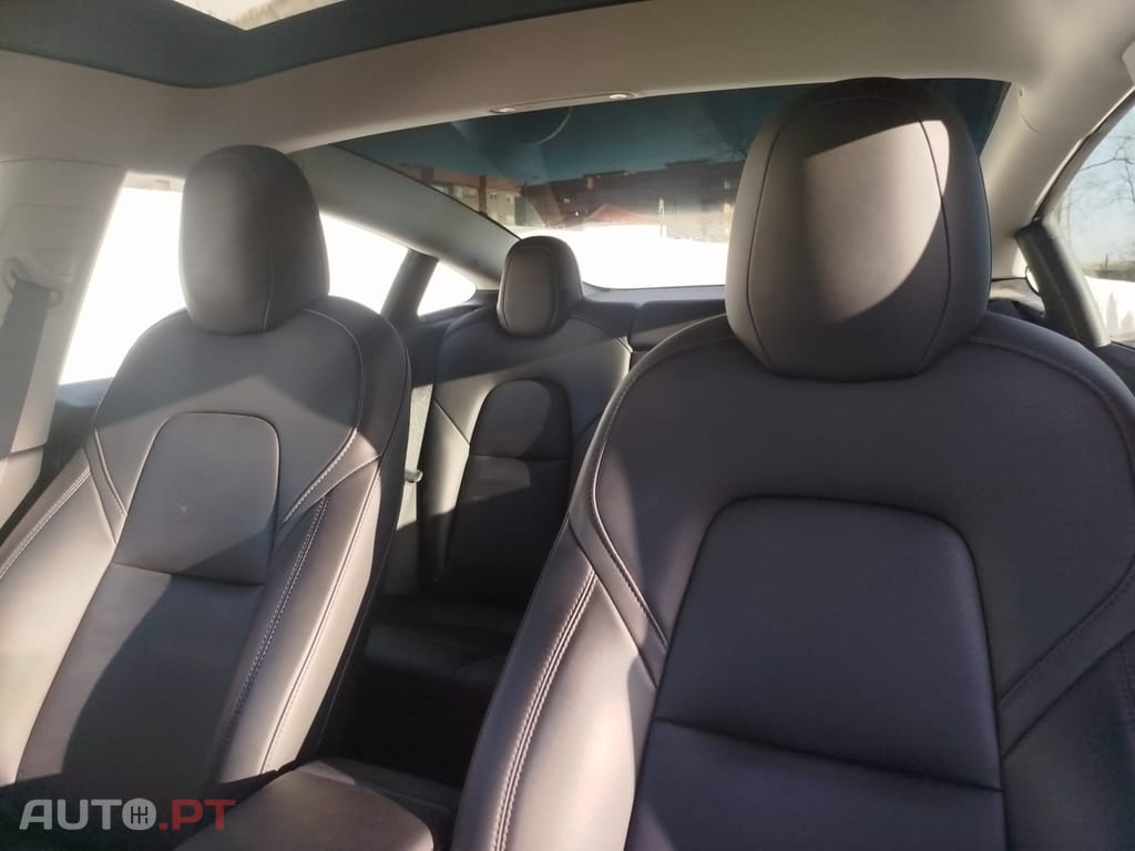 Tesla Model 3 Long Range Tração Traseira