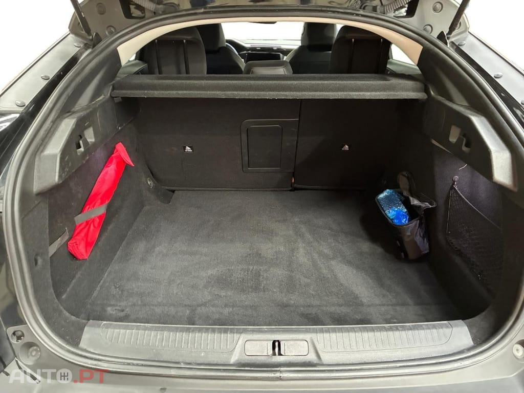 Peugeot 408 1.2 PureTech Allure EAT8