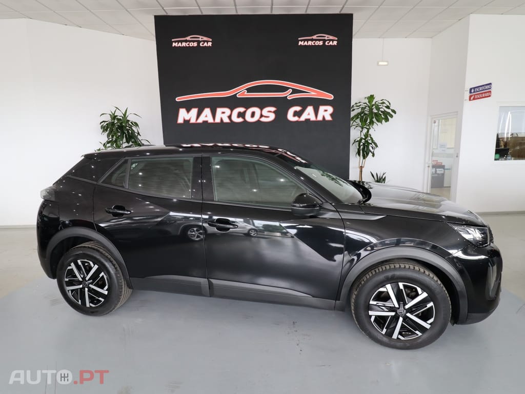 Peugeot 2008 1.2 PureTech Active