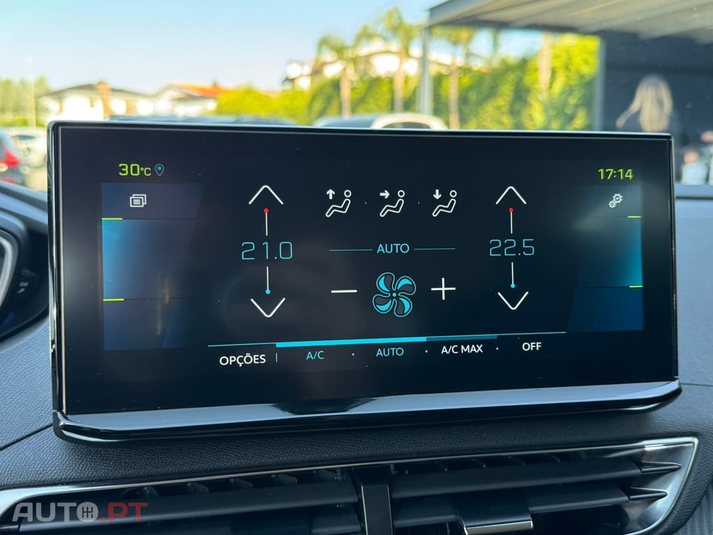 Peugeot 3008 1.6 Hybrid Allure e-EAT8