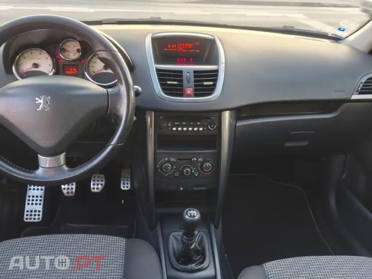 Peugeot 207 SW 1.4 VTi Sportium
