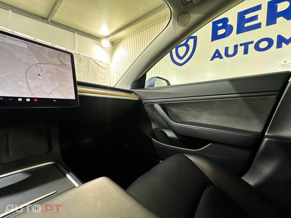 Tesla Model 3 Long Range AWD Dual Motor