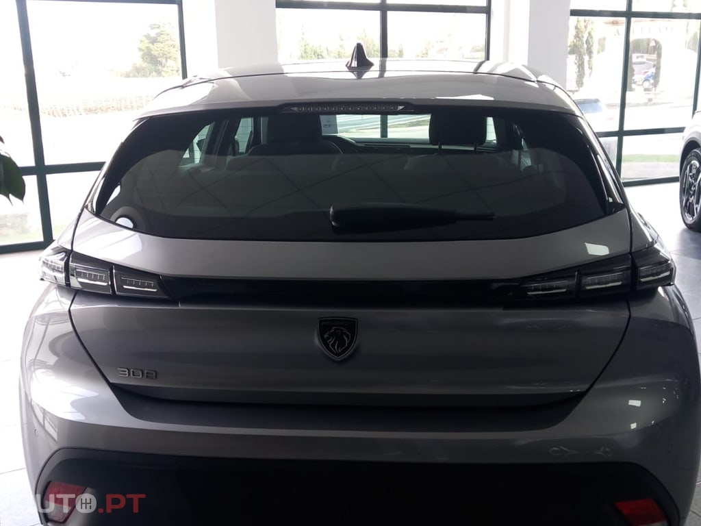 Peugeot 308 Style 1.5 BLUEHDI 130 CV
