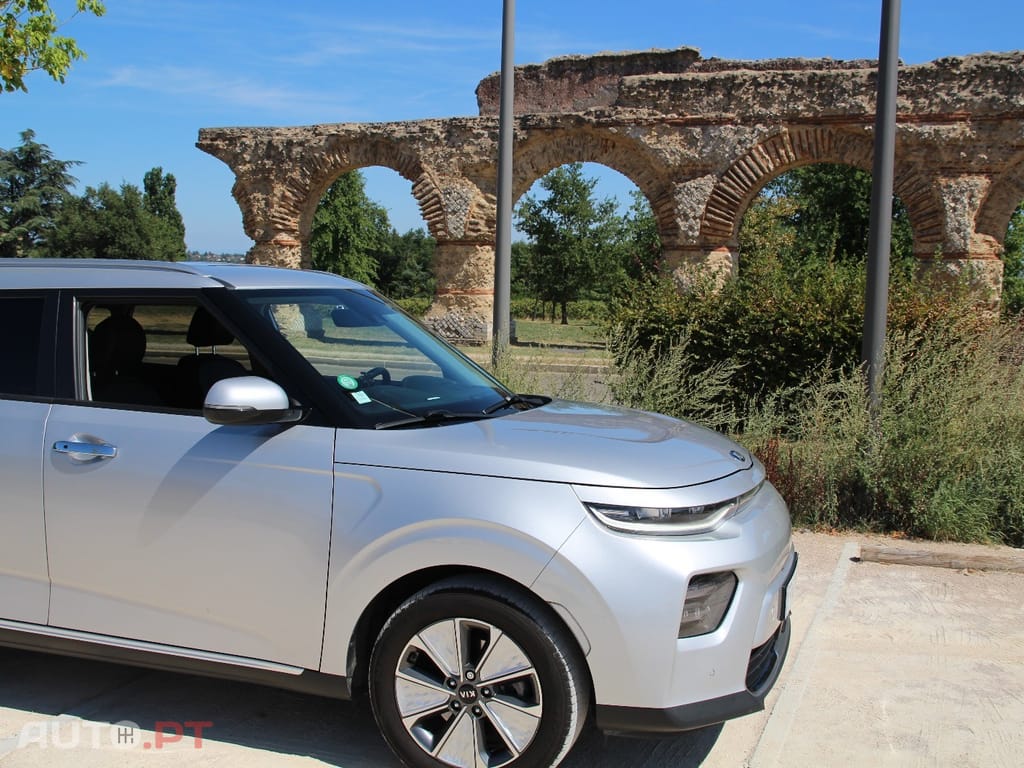 Kia Soul 64kWh