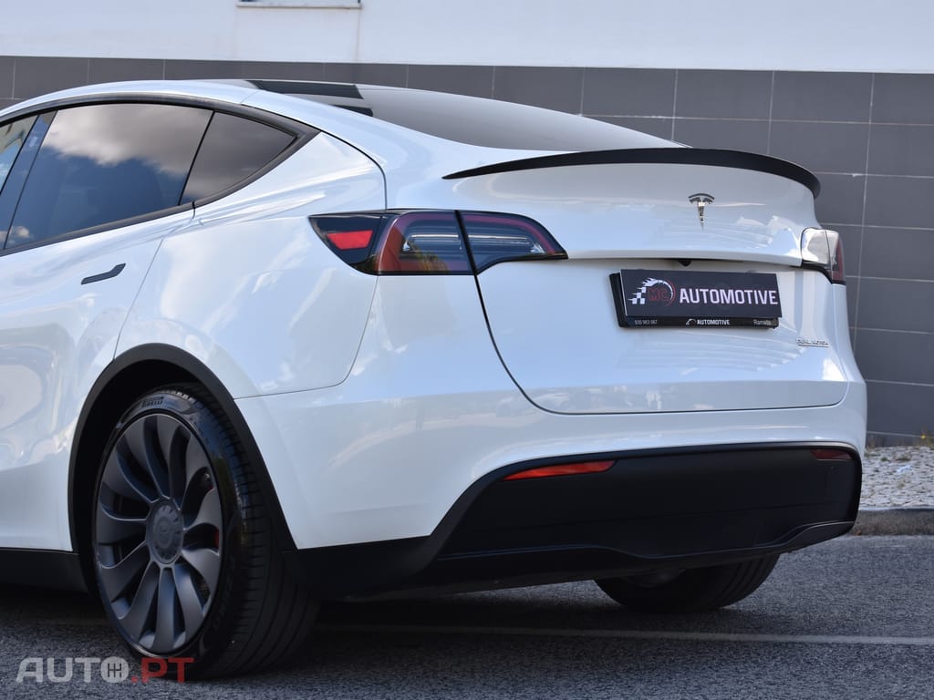 Tesla Model Y Performance Tração Integral