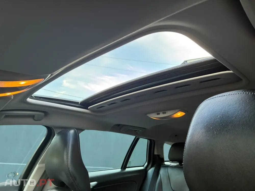 Volvo V60 Cross Country 2.0 D3 Summum Geartronic