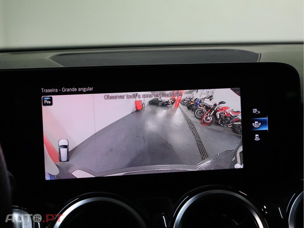 Mercedes-Benz GLB 180 d Auto AMG  7 L