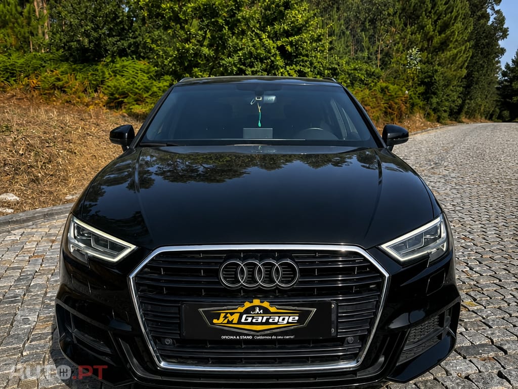 Audi A3 Sportback S-LINE