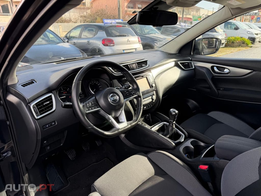 Nissan Qashqai 1.5 dCi N-Connecta 18