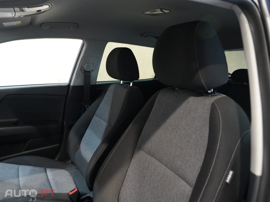 Kia Stonic 1.2 Dynamic — fotografia 13