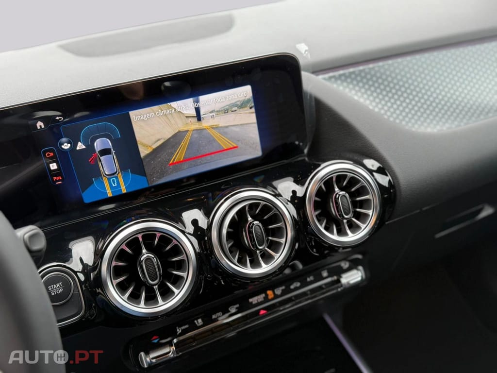 Mercedes-Benz EQA 250+ Progressive Advanced I.V.A DEDUTIVEL 