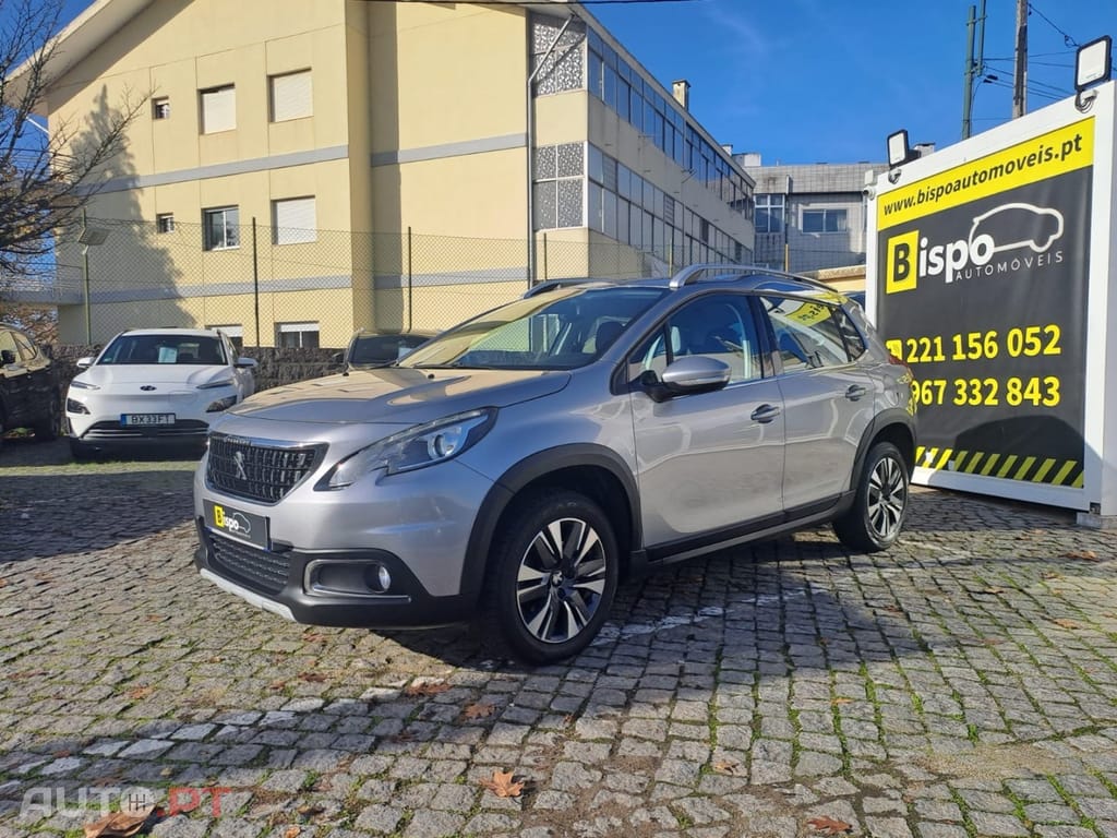 Peugeot 2008 1.2 PureTech Allure