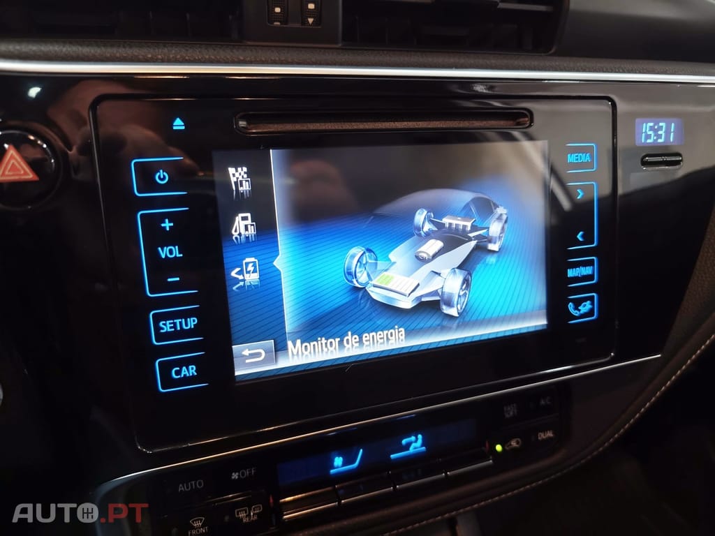 Toyota Auris Touring Sports 1.8 HSD Exclusive+Navi