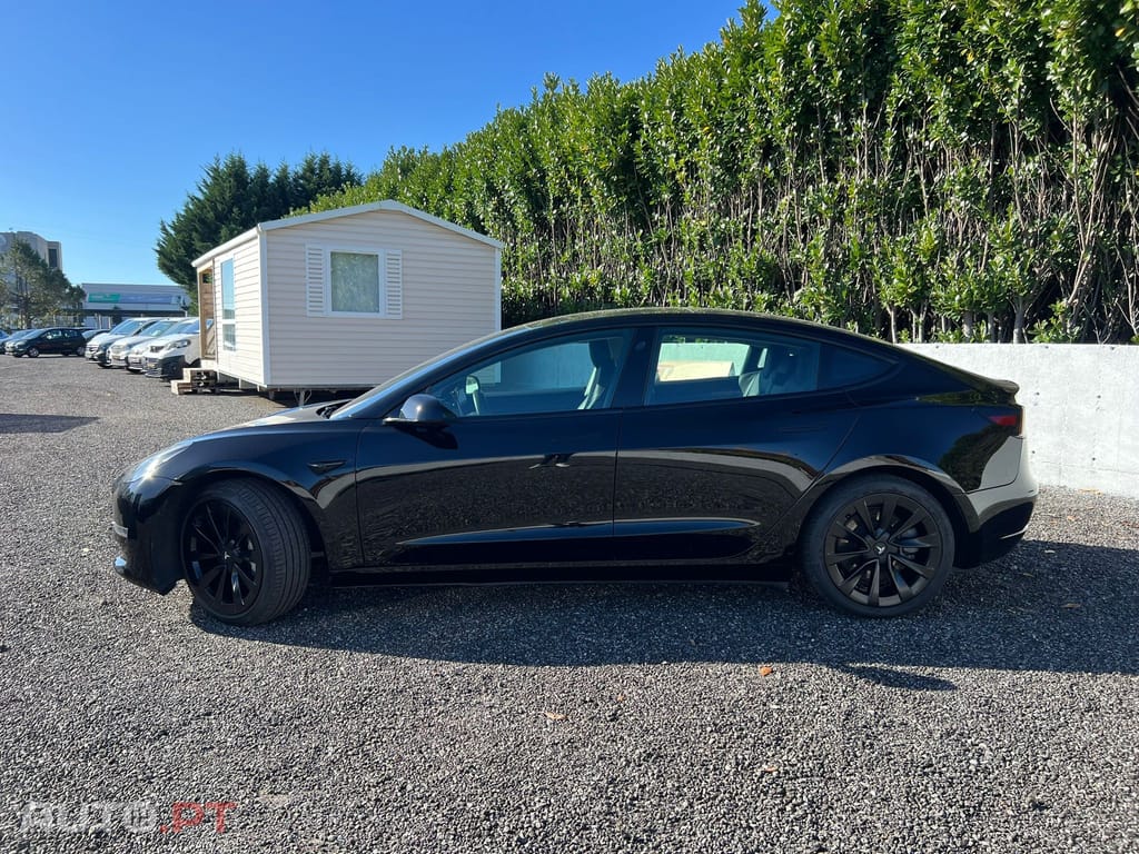 Tesla Model 3 Long-Range Dual Motor AWD