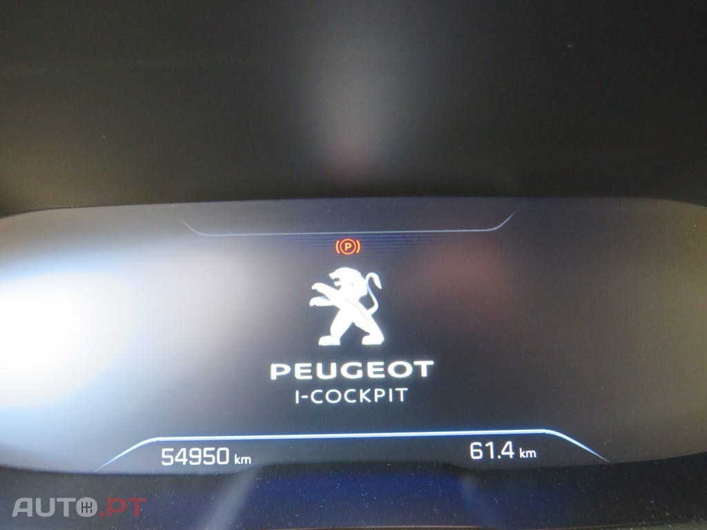 Peugeot 3008 1.5 BlueHDi Allure EAT8