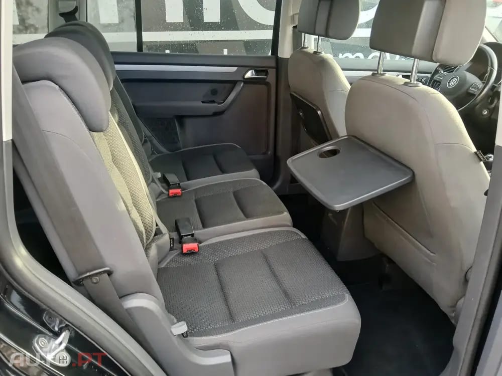 Volkswagen Touran 1.6 TDI Blue.Highine 7L