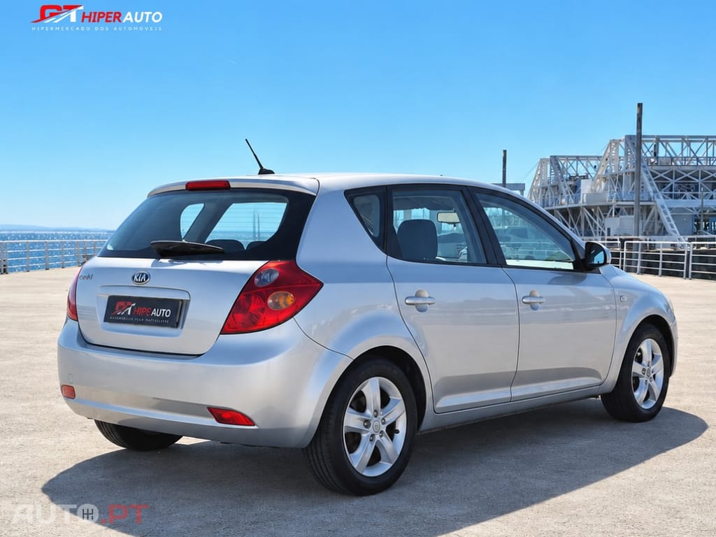 Kia Ceed 1.4 CVVT EX