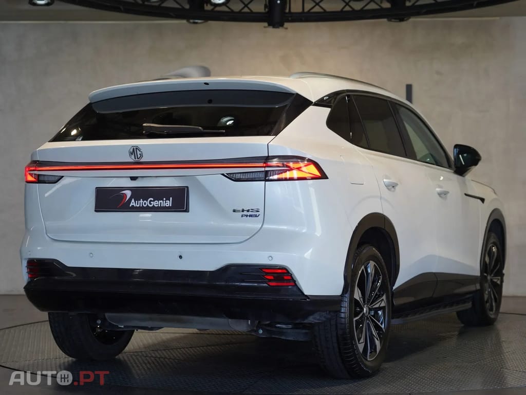 MG HS 1.5 T-GDI Plug In Hybrid Luxury
