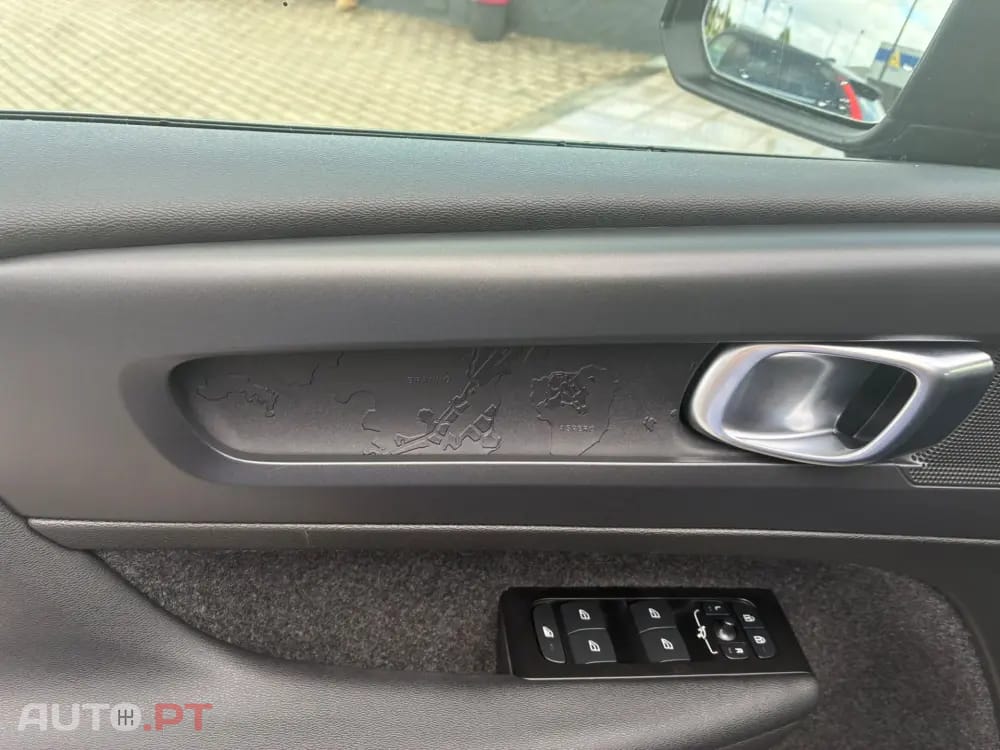 Volvo XC40 1.5 T2 Momentum Plus Geartronic